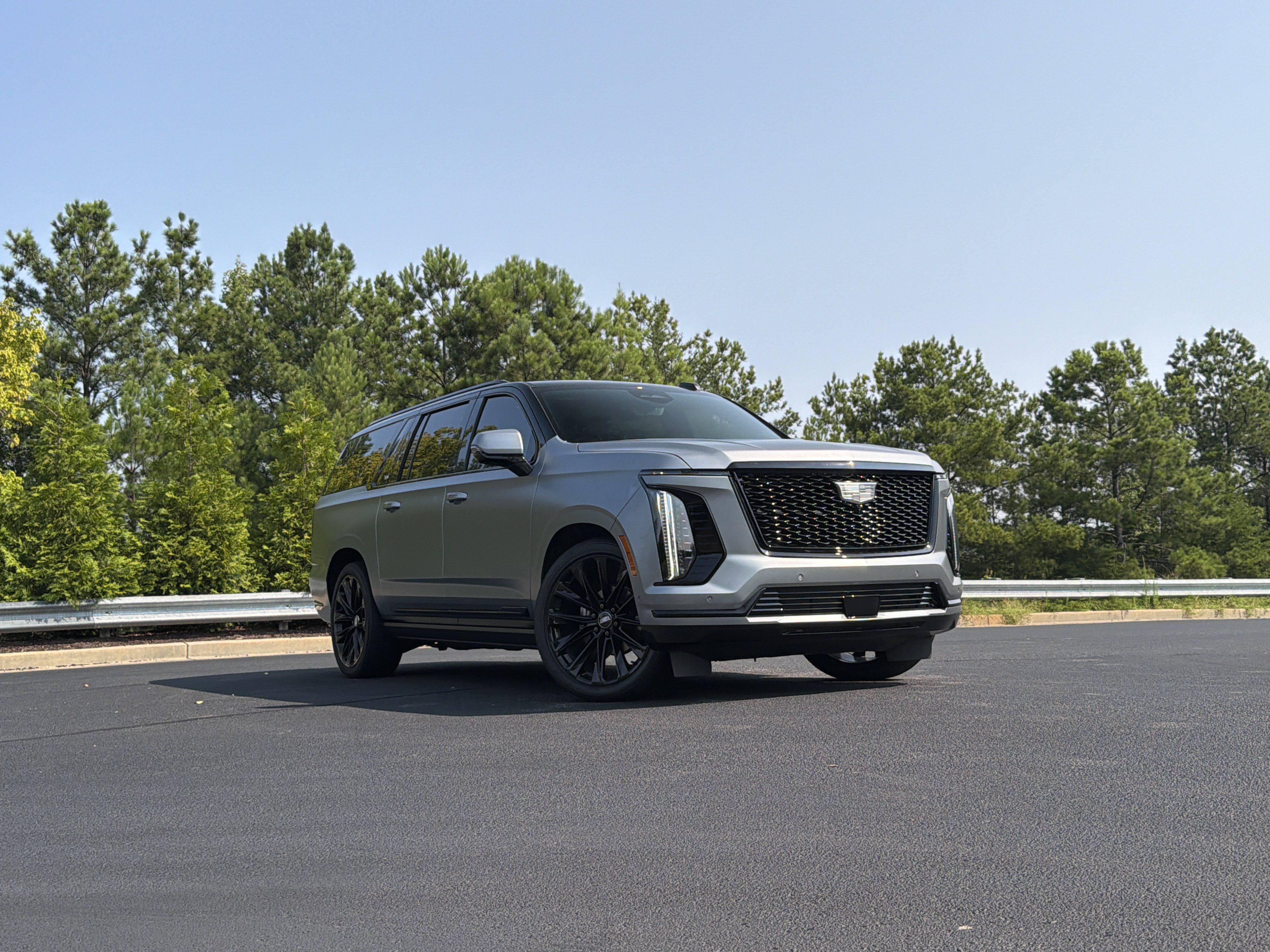 Used 2025 Cadillac Escalade ESV Sport Platinum w/ LPO, ONYX Package AWD/4WD image 65