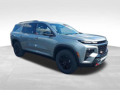 New 2027 Chevrolet Traverse Z71 w/ Enhanced Driving Package AWD/4WD image 7