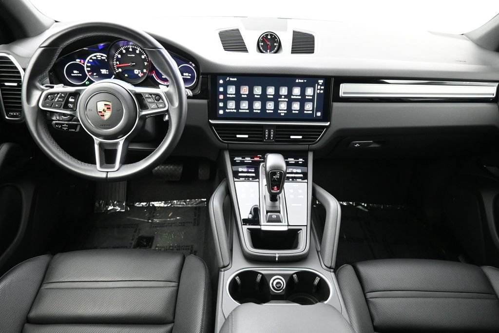 Certified 2023 Porsche Cayenne Platinum Edition AWD/4WD image 6