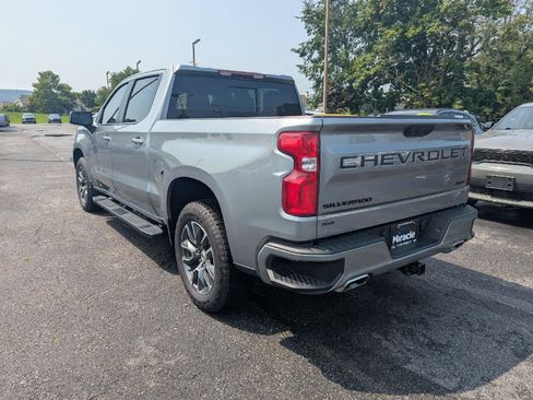 Used 2025 Chevrolet Silverado 1500 RST AWD/4WD image 6