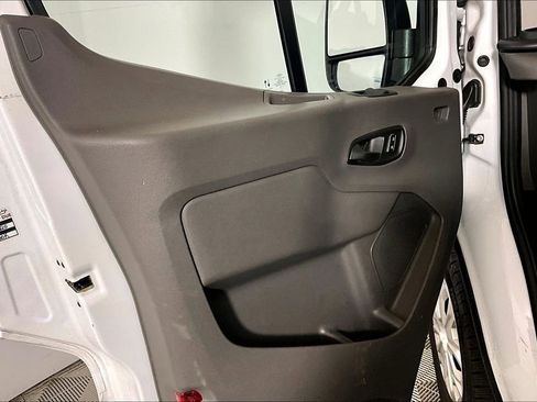Used 2024 Ford Transit 350 XLT RWD image 18