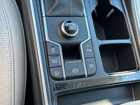 New 2026 Kia Sorento S w/ S Panoramic Sunroof Package image 23