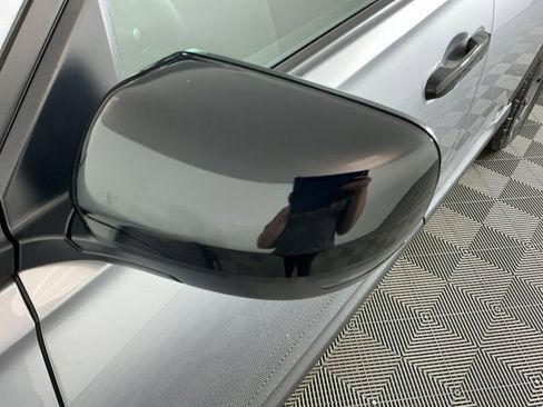 Used 2025 Honda Pilot TrailSport image 10