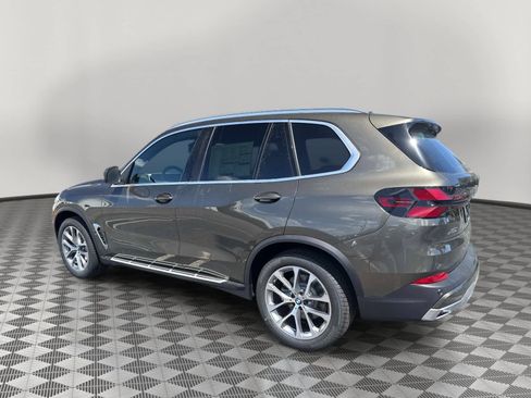 New 2026 BMW X5 xDrive40i AWD/4WD image 5