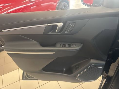 New 2025 Buick Enclave Sport Touring w/ Power Package image 8