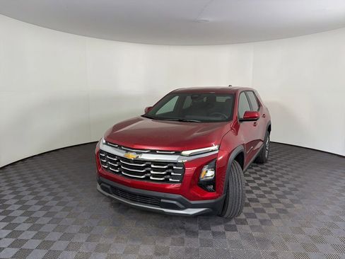 New 2026 Chevrolet Equinox LT w/ Safety and Technology Package FWD image 9