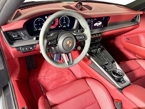 Certified 2025 Porsche 911 Carrera S RWD image 4