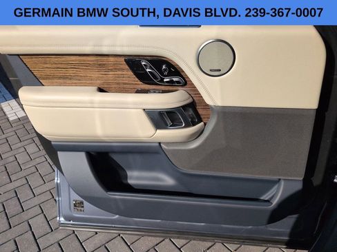 Used 2019 Land Rover Range Rover HSE AWD/4WD image 32