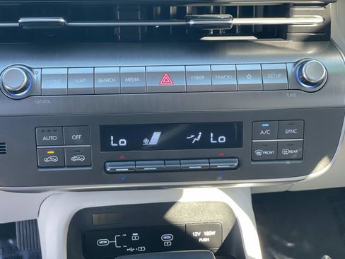 Certified 2025 Hyundai Kona SEL image 13