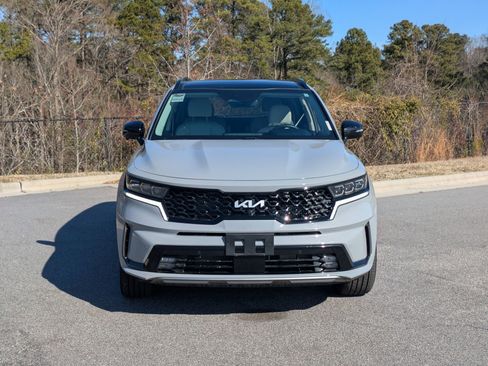 Used 2023 Kia Sorento SX image 2