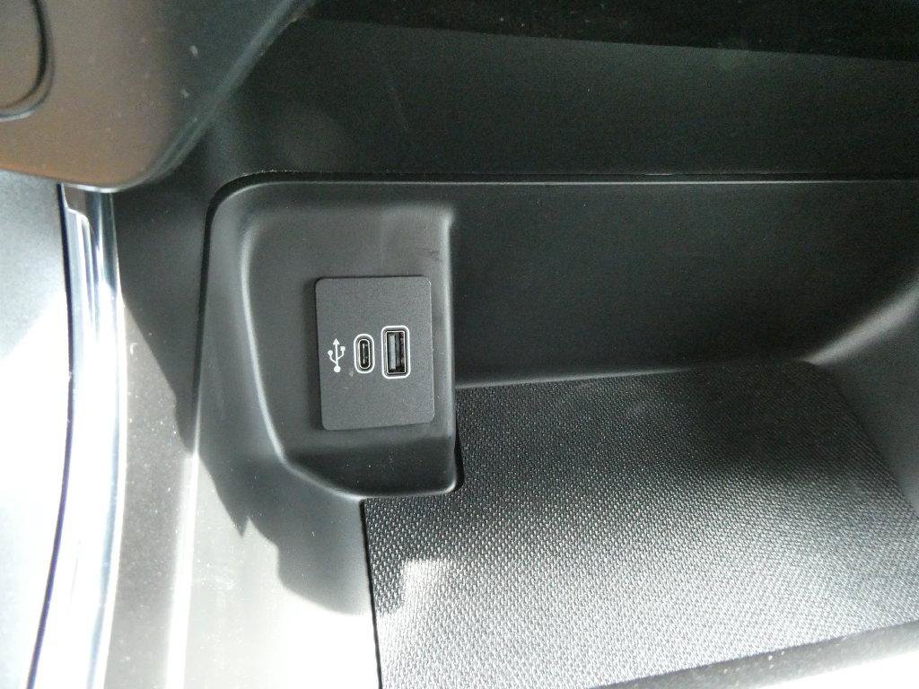New 2026 Ford F150 XLT w/ Equipment Group 302A MID AWD/4WD image 25