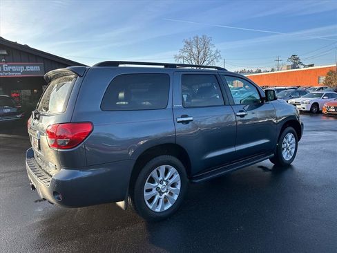 Used 2008 Toyota Sequoia Platinum image 2