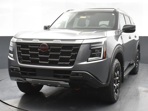 New 2026 Nissan Armada PRO-4X w/ Captain's Chari Seat Package image 2