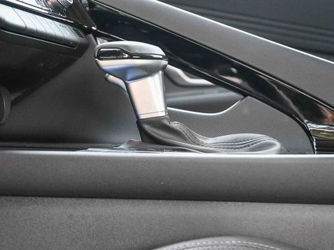 New 2026 Hyundai Elantra Limited FWD image 23