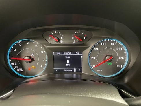 Used 2018 Chevrolet Equinox LT AWD/4WD image 16