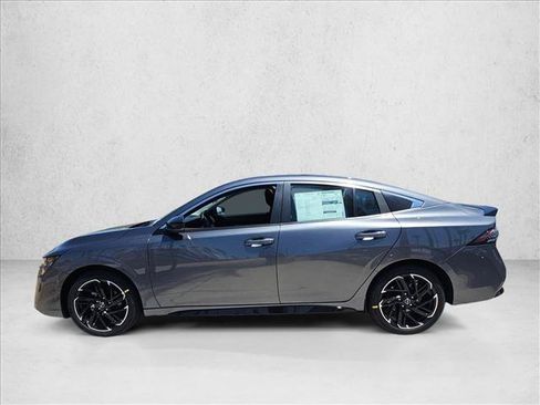 New 2026 Nissan Sentra SR FWD image 4