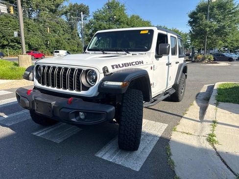 Used 2024 Jeep Wrangler Unlimited Rubicon w/ Safety Group AWD/4WD image 3