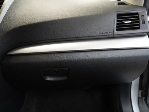 Used 2012 Subaru Outback 2.5i Premium w/ All-Weather Pkg AWD/4WD image 37