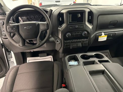 New 2026 Chevrolet Silverado 1500 Custom Trail Boss AWD/4WD image 13