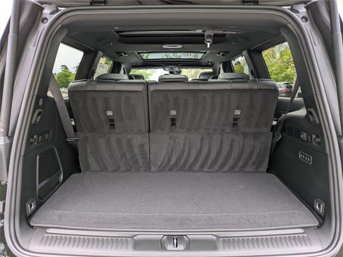New 2026 Jeep Grand Wagoneer Limited AWD/4WD image 13