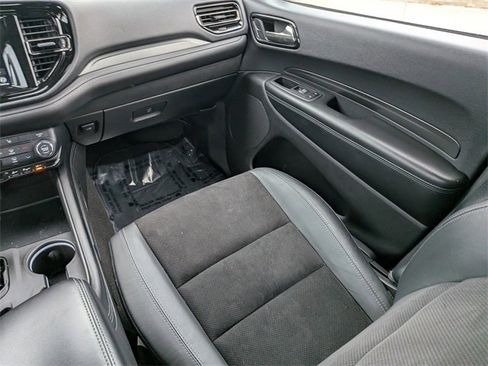 Used 2022 Dodge Durango GT image 18