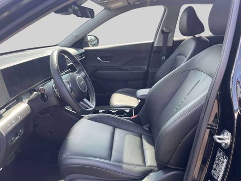 Used 2024 Hyundai Kona Limited AWD/4WD image 15