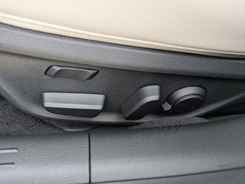 Used 2026 Genesis G70 3.3T Sport Prestige RWD image 18