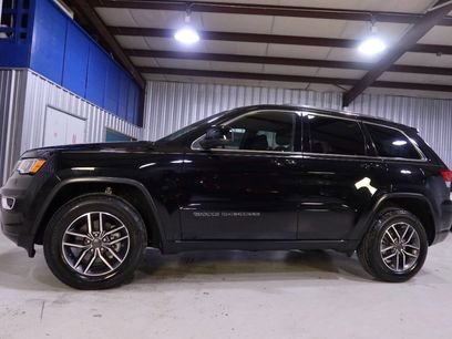 Used 2020 Jeep Grand Cherokee Laredo w/ 18" Wheel & 8.4" Radio Group