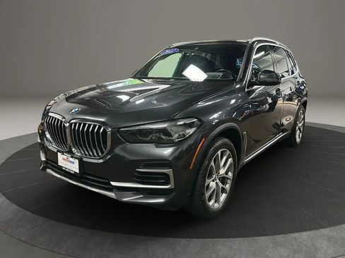 Used 2022 BMW X5 xDrive40i w/ Premium Package image 1