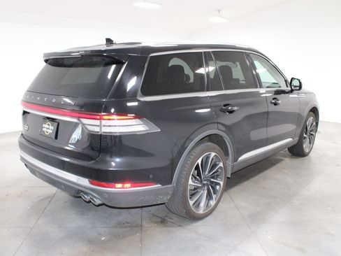 Used 2020 Lincoln Aviator Reserve w/ Equipment Group 202A AWD/4WD image 9