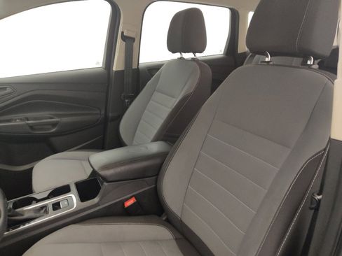 Used 2017 Ford Escape S FWD image 17