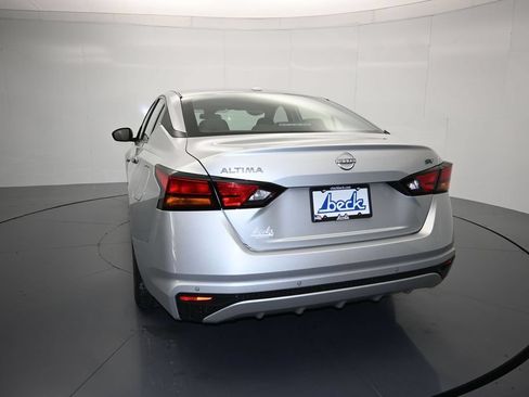 Certified 2024 Nissan Altima 2.5 SV FWD image 23