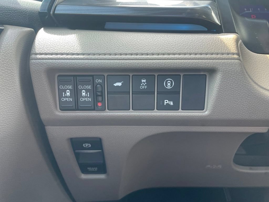 Used 2023 Honda Odyssey Elite image 15