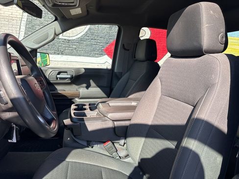 Used 2020 Chevrolet Silverado 1500 LT w/ Trailering Package image 11