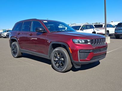 New 2026 Jeep Grand Cherokee Altitude