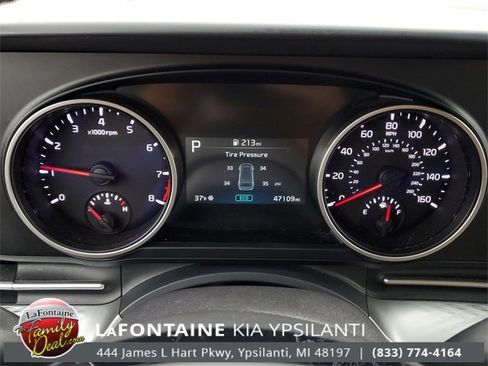 Certified 2023 Kia Carnival LX image 14