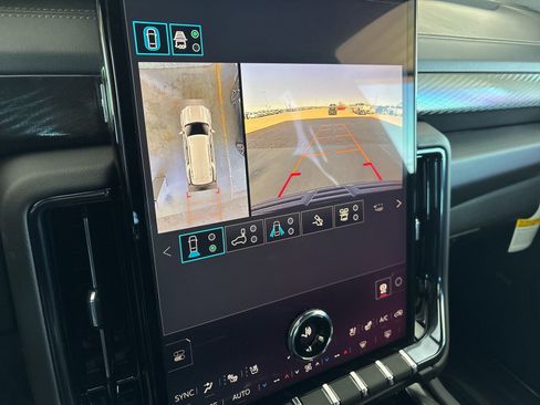 New 2026 GMC Yukon AT4 w/ AT4 Premium Plus Package image 23