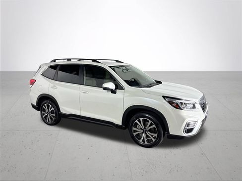 Used 2020 Subaru Forester Limited w/ Popular Package #3 AWD/4WD image 4