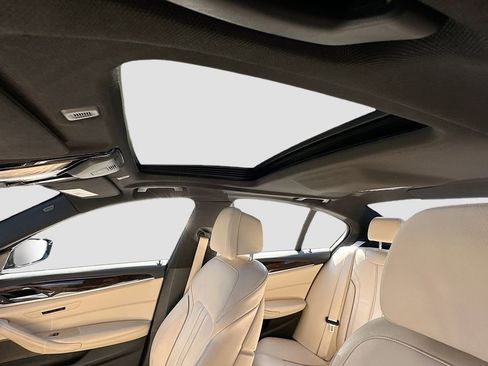 Used 2017 BMW 530i image 23