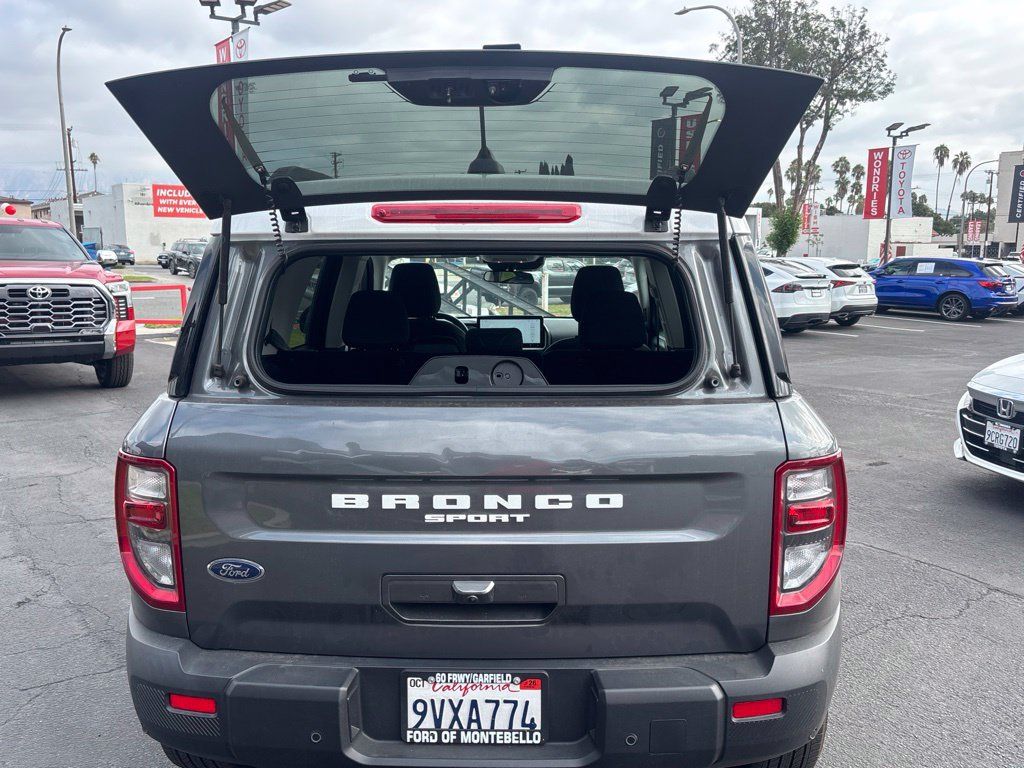 Used 2025 Ford Bronco Sport Heritage w/ Convenience Package AWD/4WD image 12