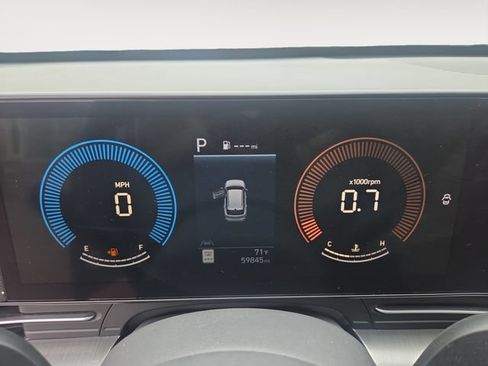 Used 2024 Hyundai Kona SEL FWD image 19