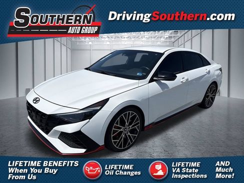 Used 2022 Hyundai Elantra N FWD image 1