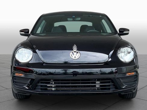 Used 2018 Volkswagen Beetle 2.0T S w/ Style & Comfort Package For S image 4