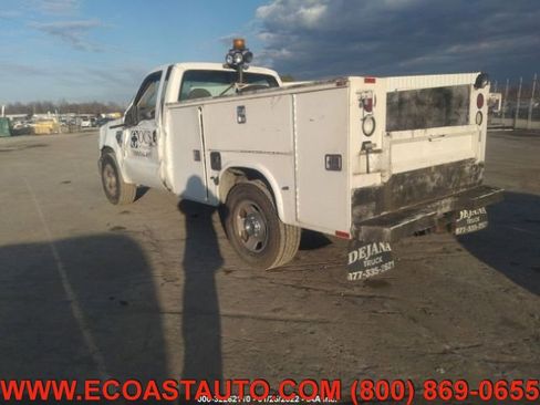 Used 2008 Ford F350 XL image 2