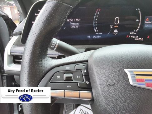 Used 2024 Cadillac XT4 Sport AWD/4WD image 42