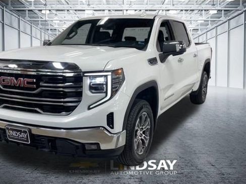 Used 2026 GMC Sierra 1500 SLT AWD/4WD image 5
