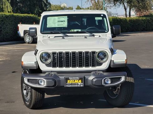 New 2026 Jeep Gladiator Sport image 2
