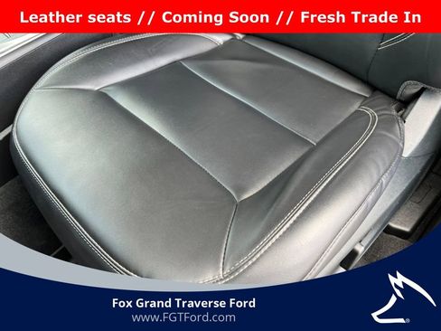 Certified 2022 Ford Explorer XLT w/ Equipment Group 202A image 12