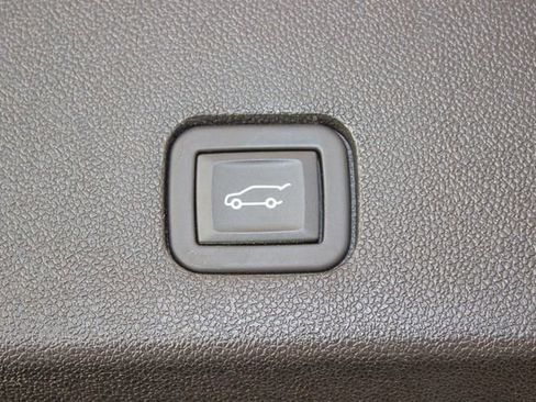 Used 2024 Cadillac XT6 Premium Luxury w/ LPO, Floor Liner Package image 17