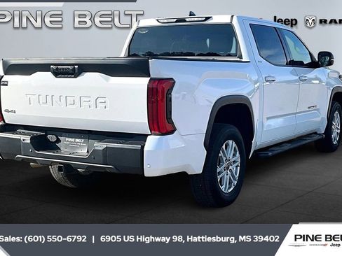 Used 2023 Toyota Tundra SR5 w/ SR5 Premium Package image 11